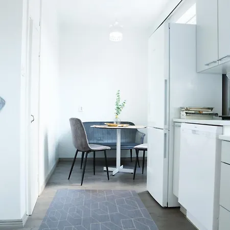 Arkadia, Modern With Separate Kitchen Room, Incl Parking Porvoo