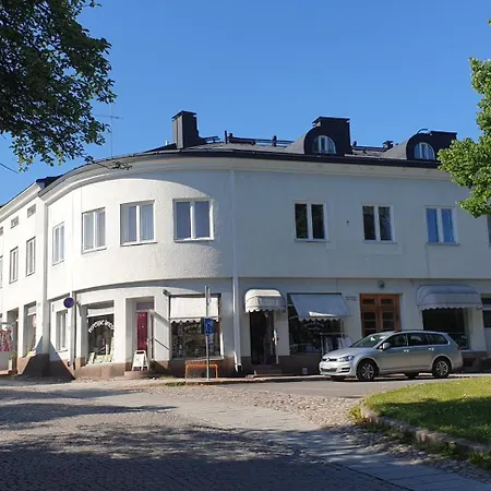Arkadia, Modern With Separate Kitchen Room, Incl Parking Huoneisto