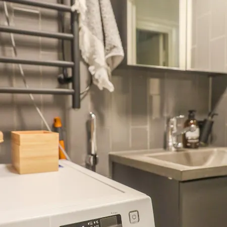 Arkadia, Modern With Separate Kitchen Room, Incl Parking